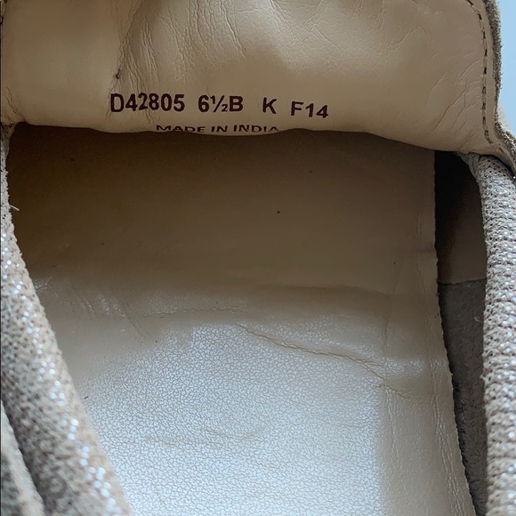 Wome's Cole Haan Loafers - Picture 5 of 6